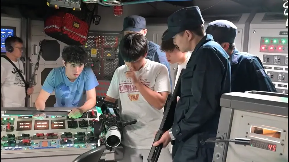 Behind the Scenes — photo 14